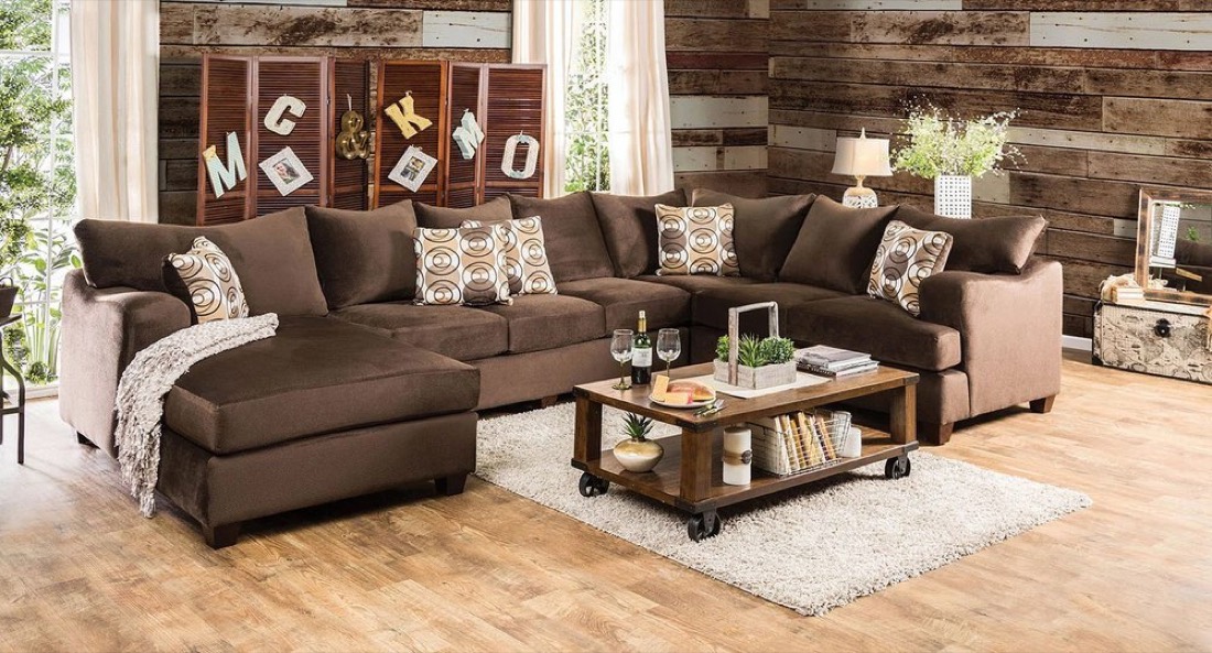 5 Living Room Pieces That Instantly Age a Room
