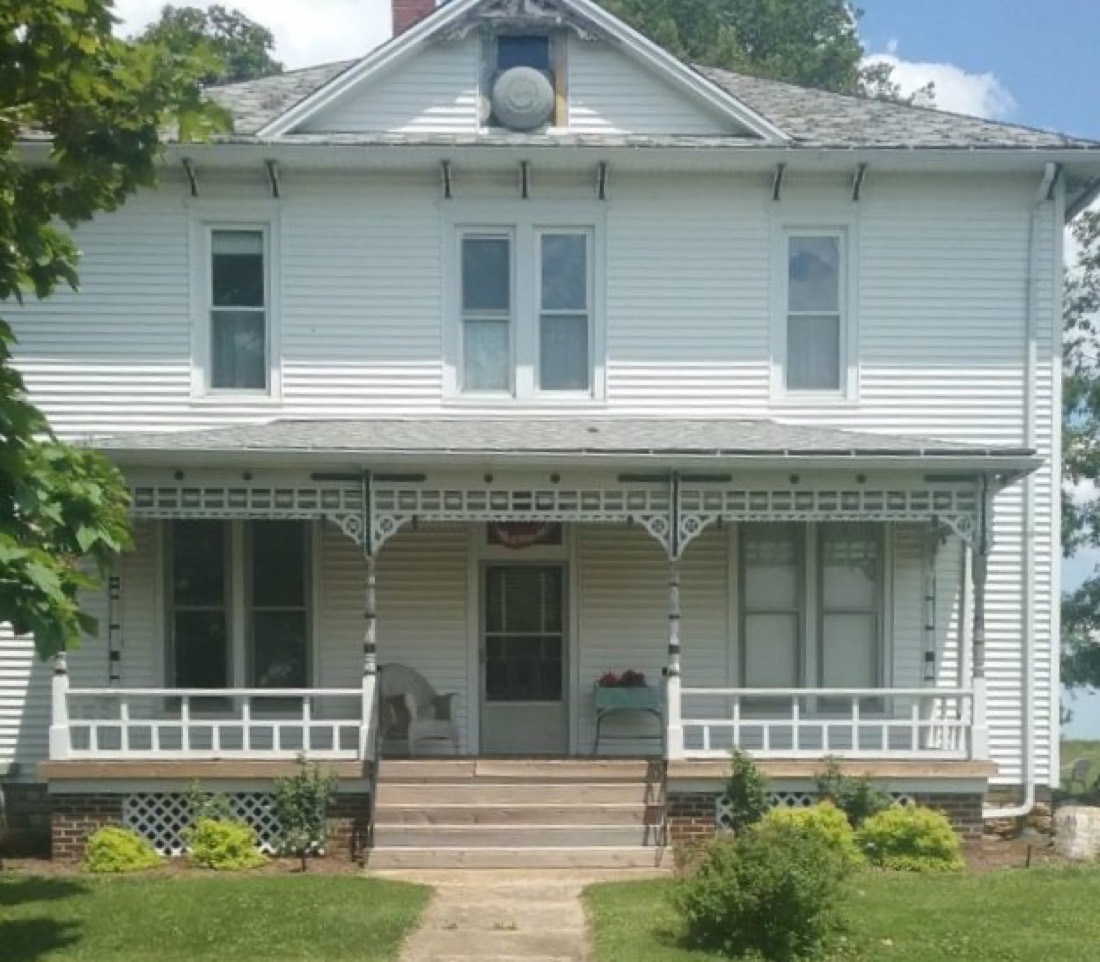 Autumn Decorating With Architectural Salvage & Vintage Finds