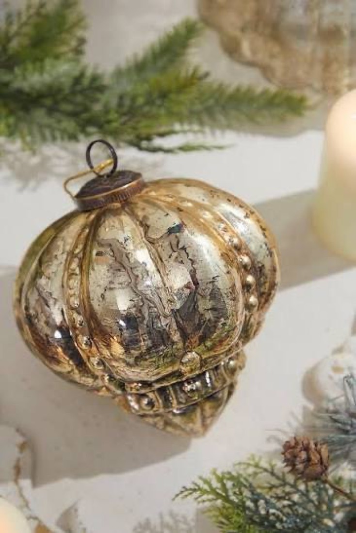 Bring Back These Vintage Christmas Decorating Ideas