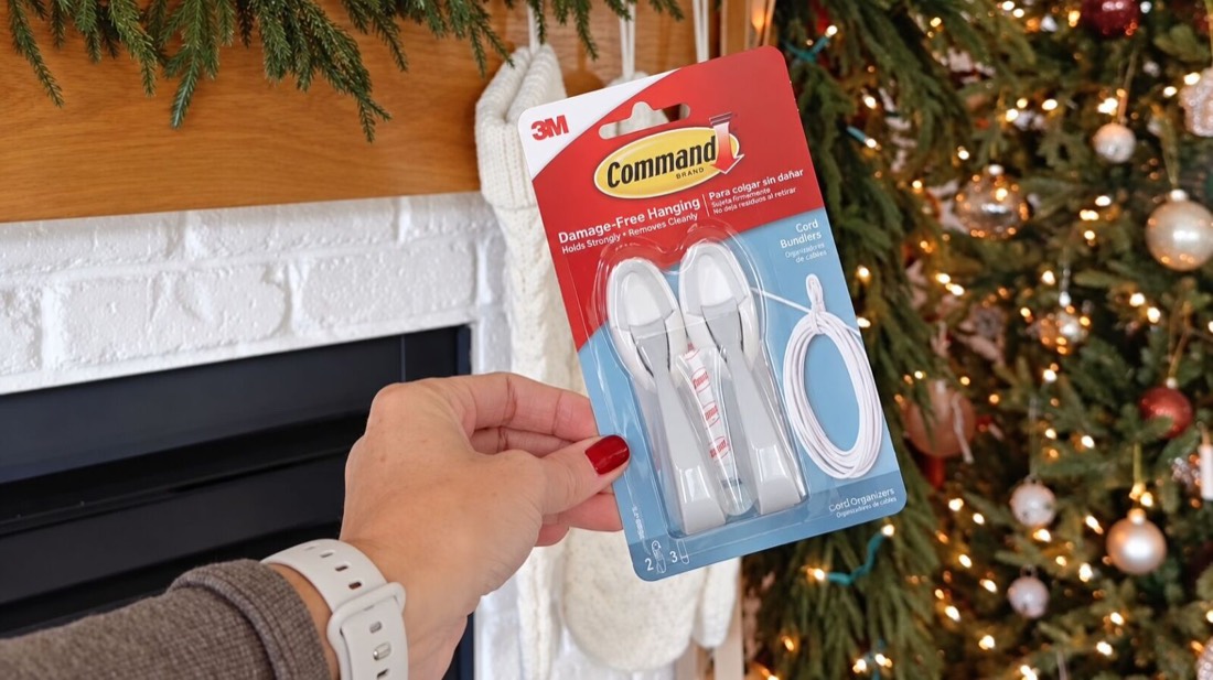 How to Decorate a Christmas Mantel With Lush Garlands