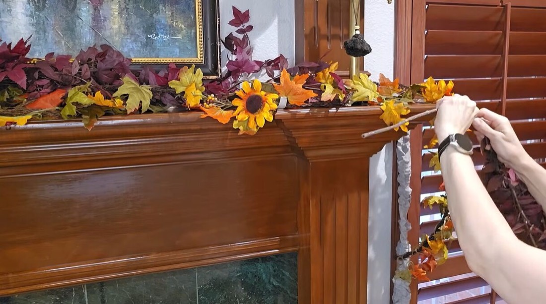 How to Decorate a Living Room for Fall