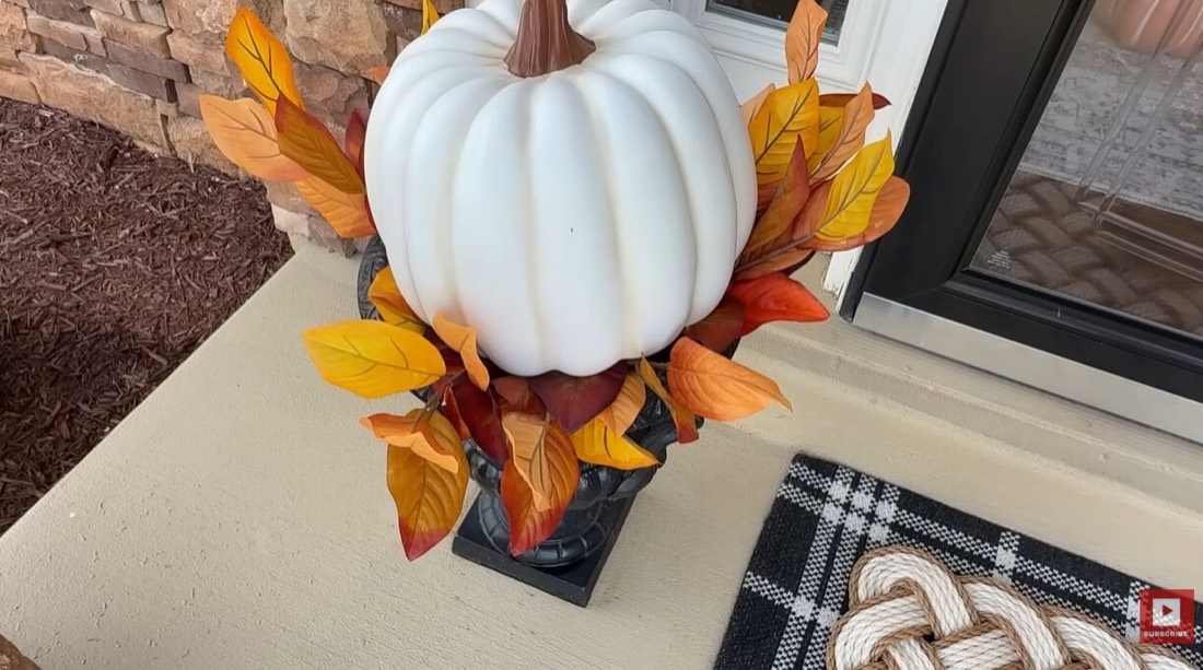 How to Decorate a Small Front Porch for Fall